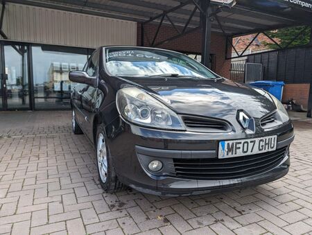 RENAULT CLIO 1.4 16v Dynamique 5dr