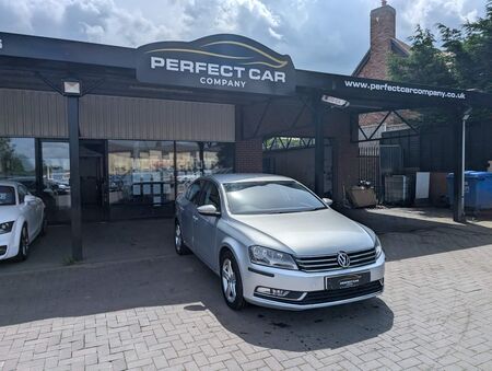 VOLKSWAGEN PASSAT 2.0 TDI BlueMotion Tech SE Euro 5 (s/s) 4dr